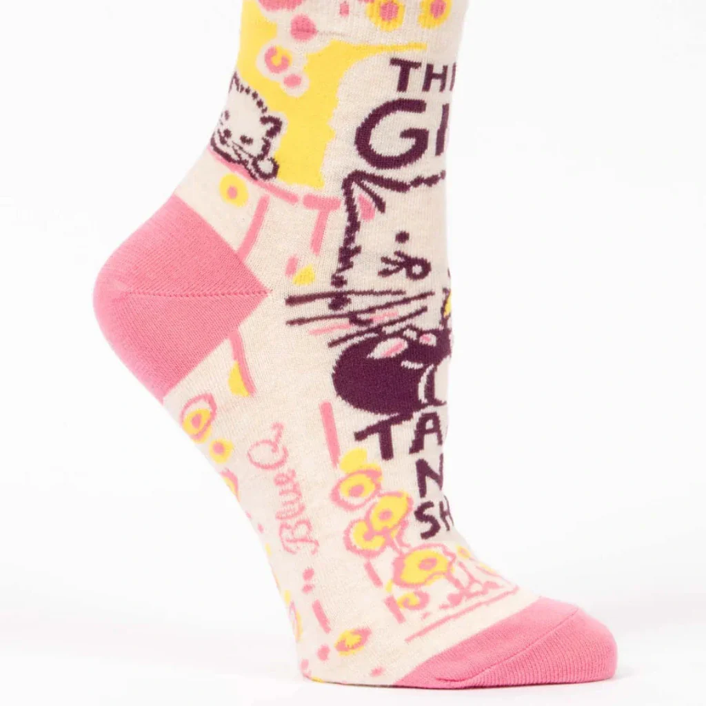 Blue Q : This Girl Takes No Shit Ankle Socks - Image 2