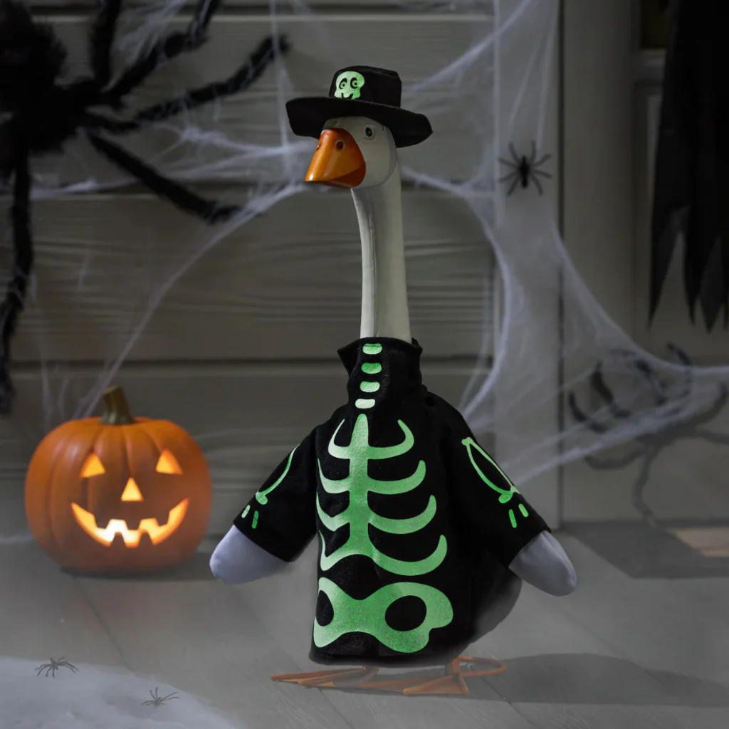 Evergreen : Giddy the Goose Skeleton Outfit - Image 2
