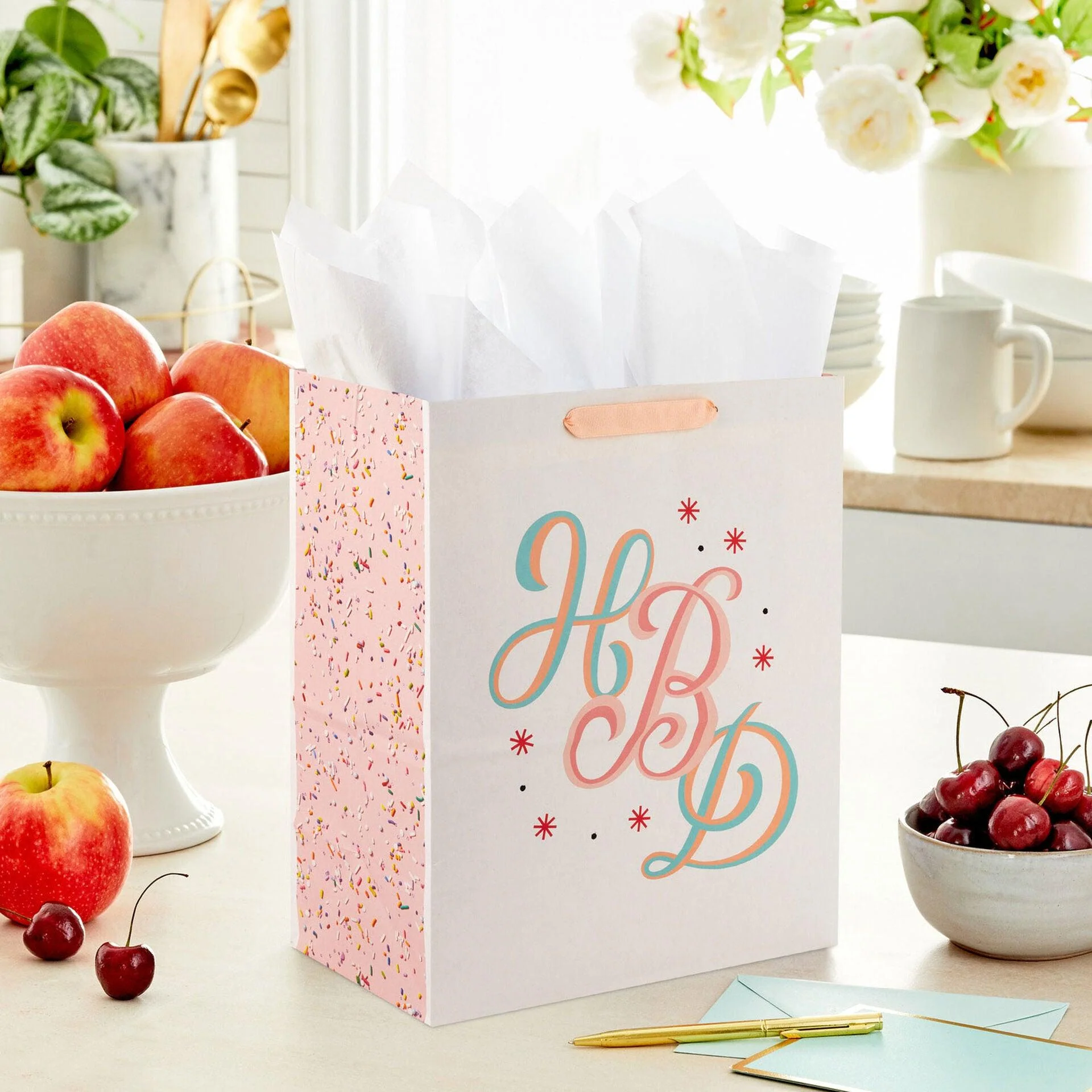 Hallmark : 13" Pastel HBD Large Gift Bag - Image 2