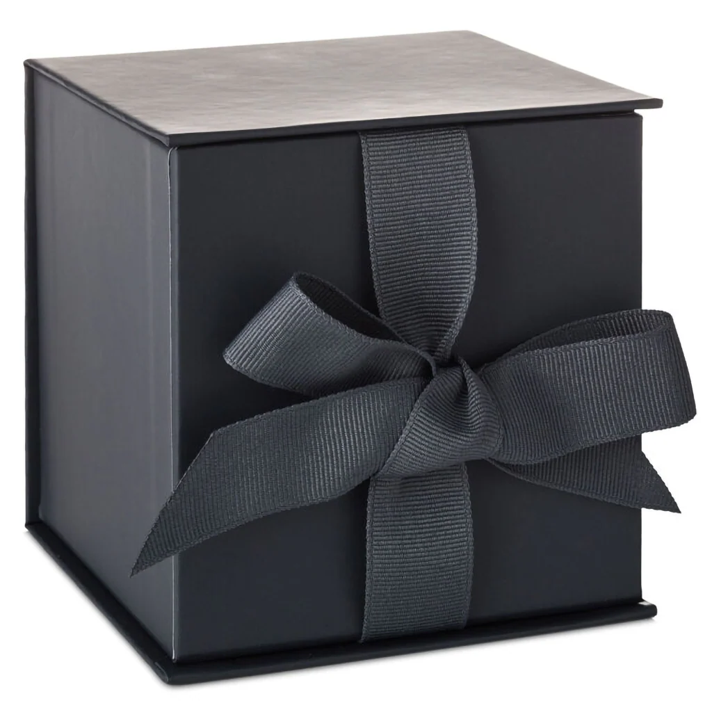 Hallmark : 4.2" Solid Gray Small Square Gift Box - Image 2
