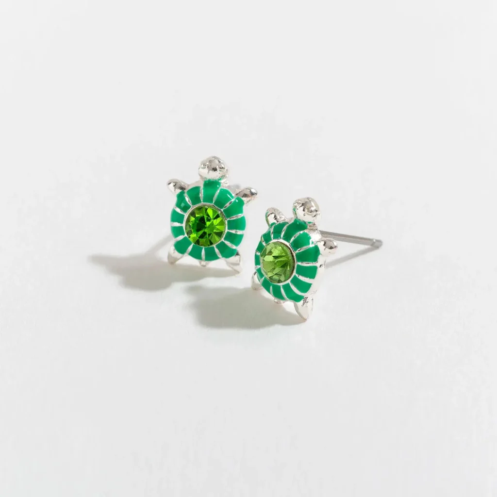 Howards Inc : Silver Green Turtle Ear Sense Earring