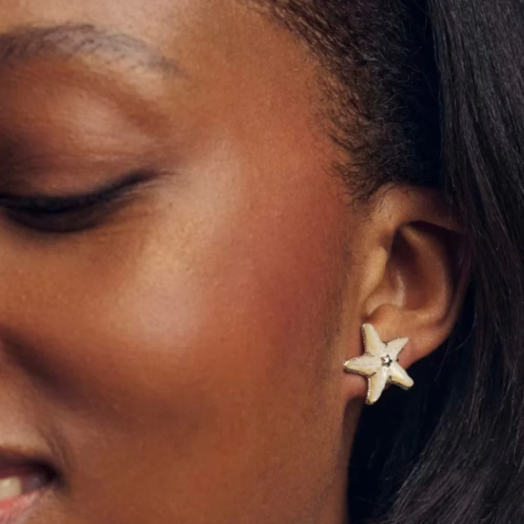 Kendra Scott : Parker Starfish Gold Stud Earrings - Image 4