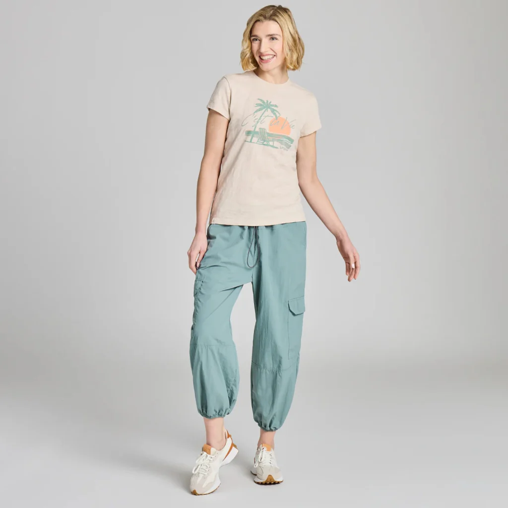 Life Is Good : Women's Cest La Vie T-Shirt - Image 5
