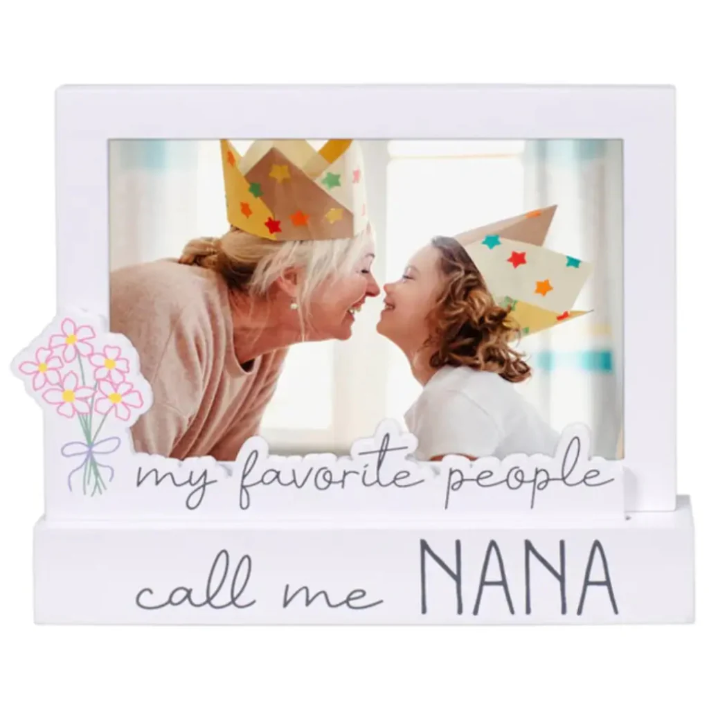 Malden : My Favorite People Call Me "NANA"