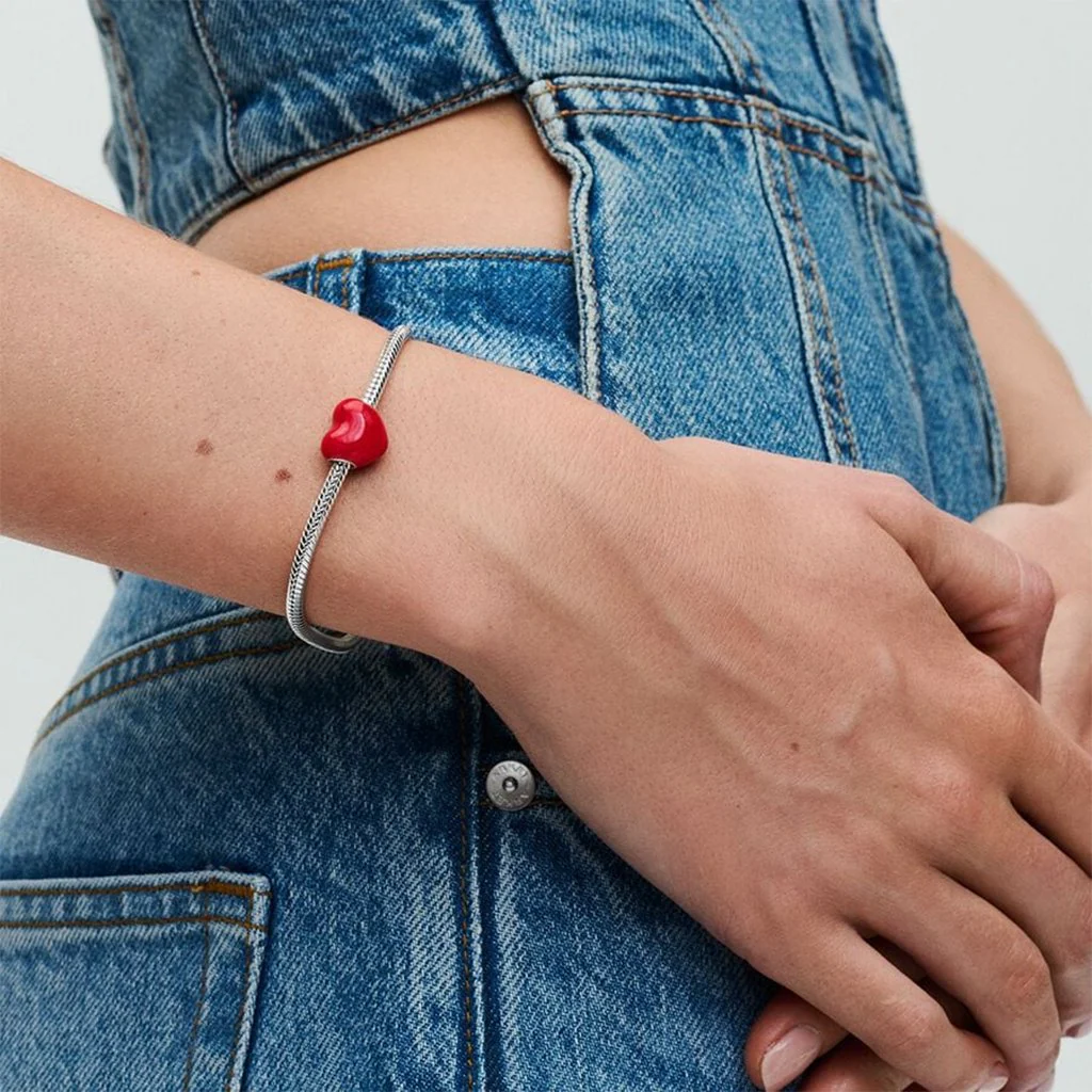 PANDORA : Colour-changing Hidden Message Heart Charm in Sterling Silver - Image 2
