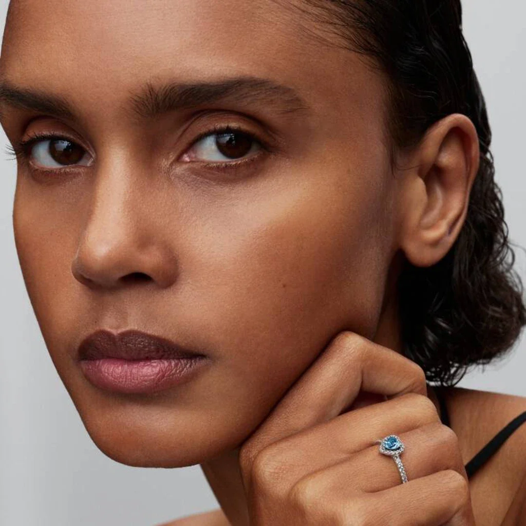 Pandora : Elevated Light Blue Heart Ring - Image 5
