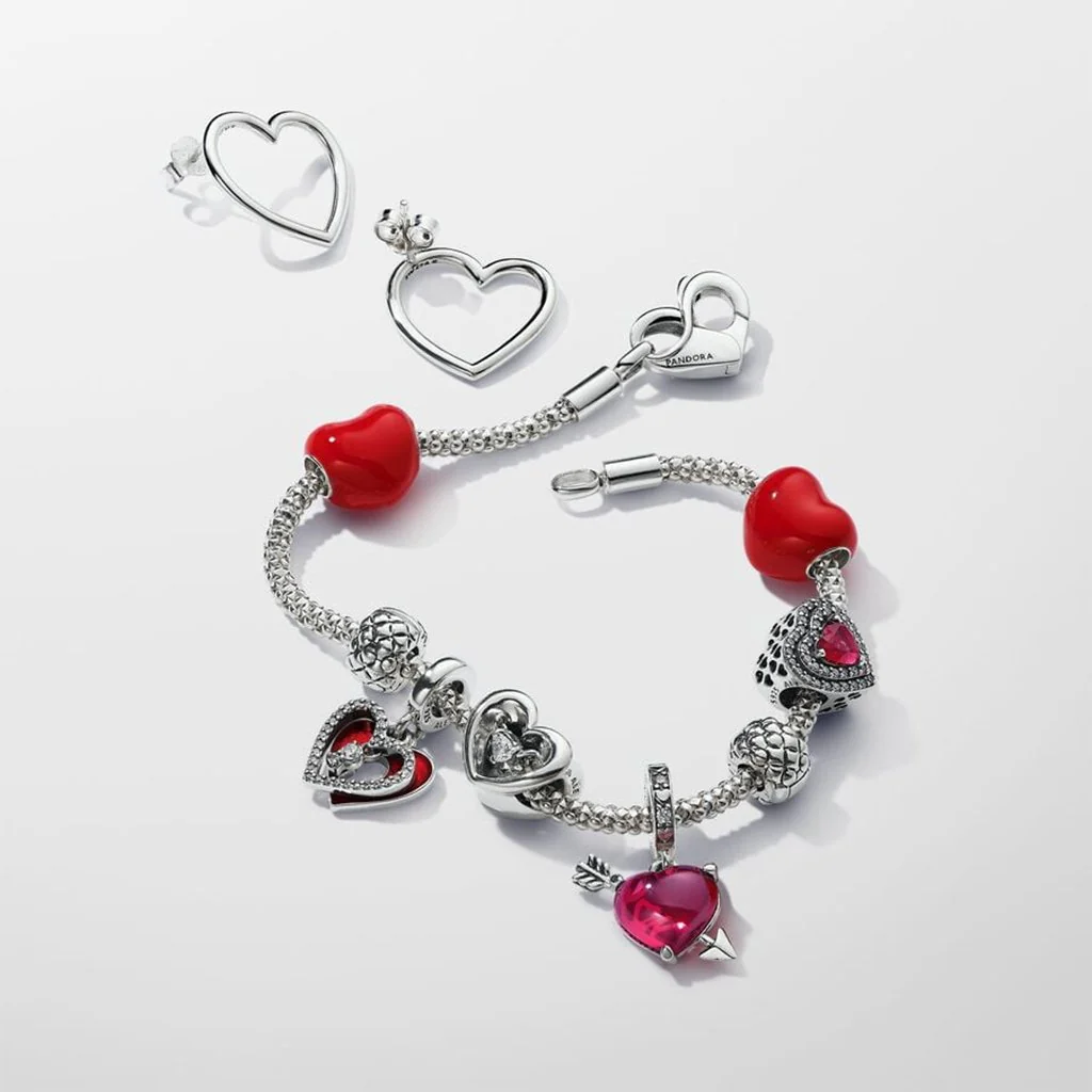 PANDORA : Front-facing Heart Stud Earrings - Sterling Silver - Image 2