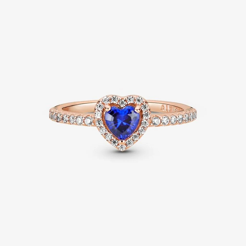PANDORA : Sparkling Blue Elevated Heart Ring - 14k Rose gold-plated - Image 4