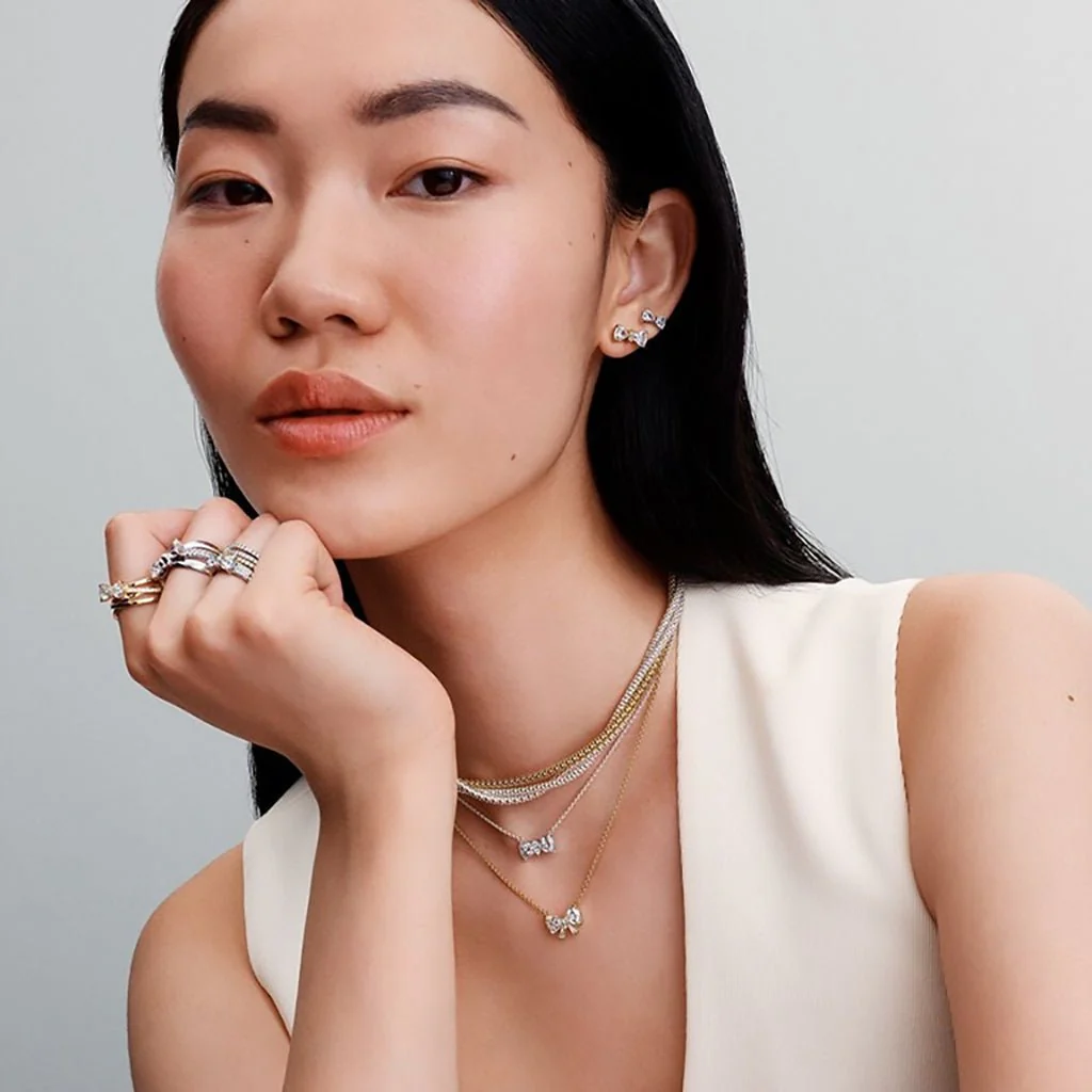 PANDORA : Sparkling Bow Necklace - Image 3