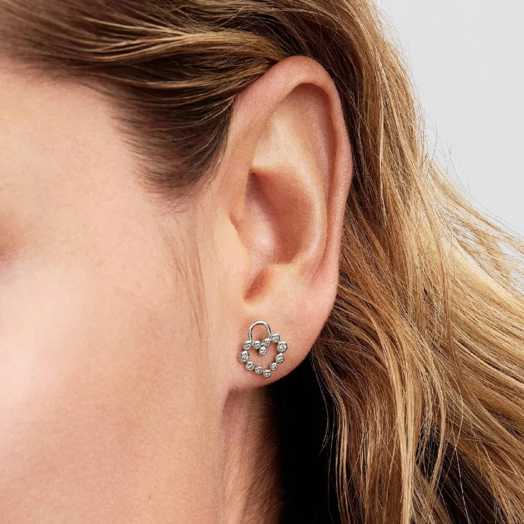 Pandora : Sparkling Heart Padlock Stud Earrings - Image 3