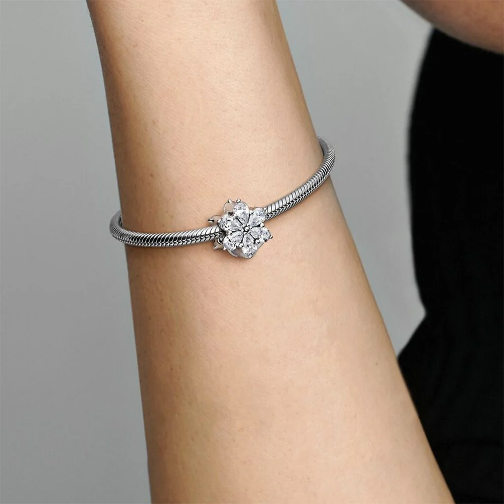 PANDORA : Sparkling Herbarium Cluster Charm - Image 3