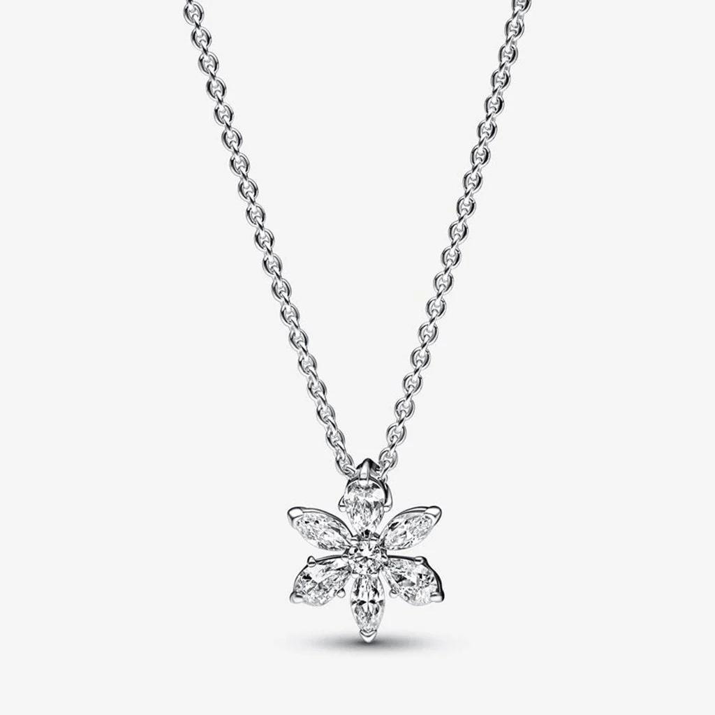 PANDORA : Sparkling Herbarium Cluster Pendant Necklace (17.7")