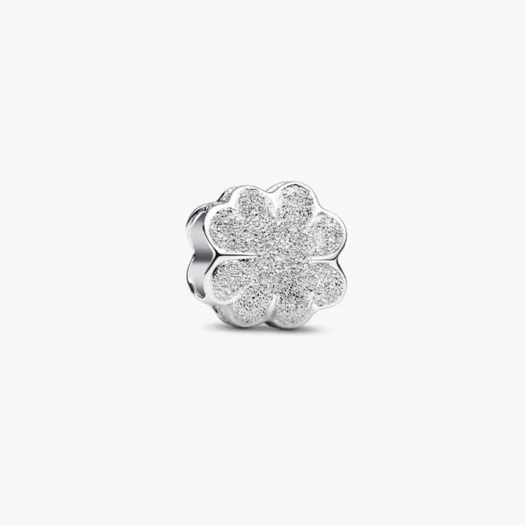 Pandora : Textured Clover Mini Charm