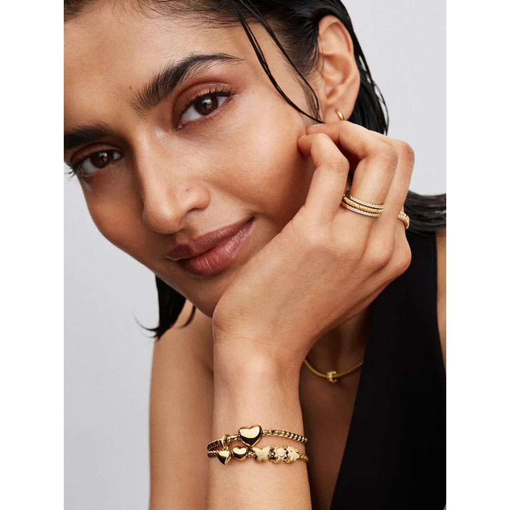 PANDORA : Textured Clover Mini Charm - Gold - Image 4