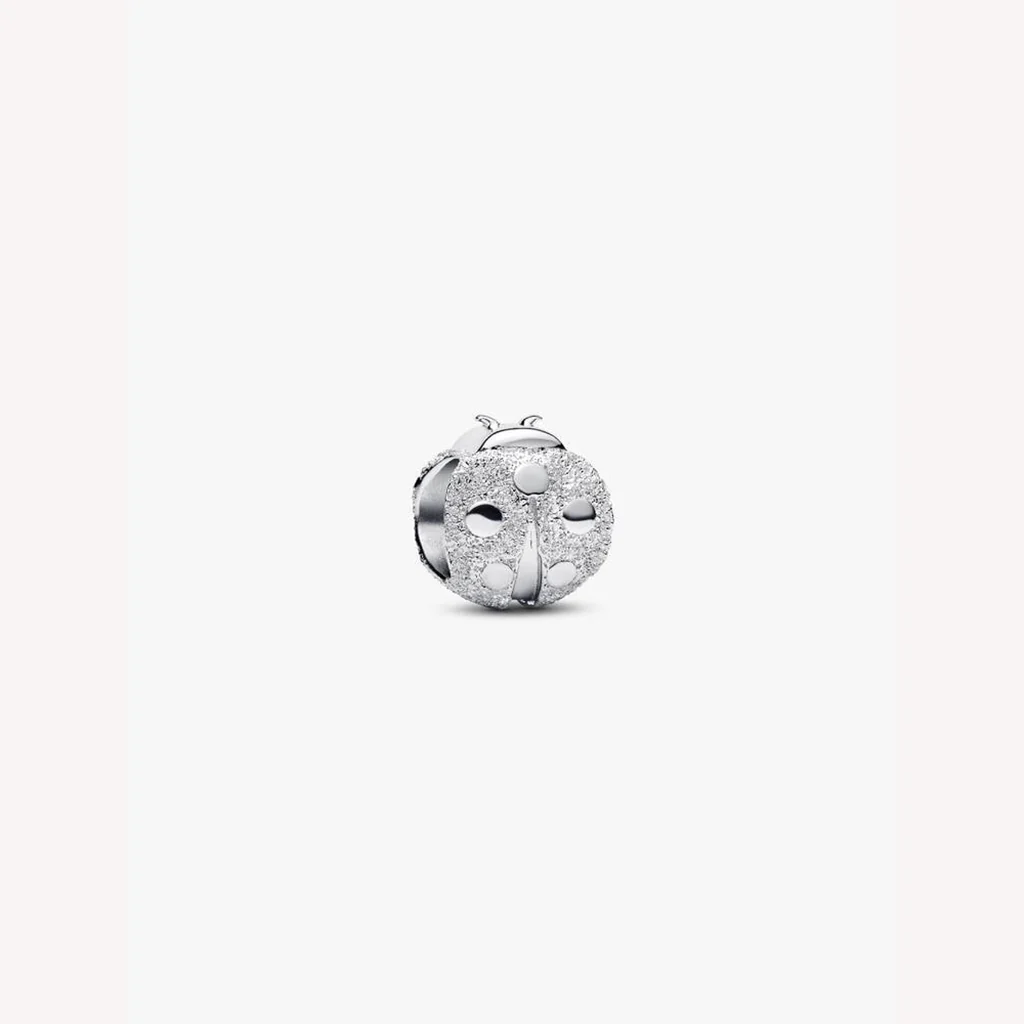 Pandora : Textured Ladybird Mini Charm