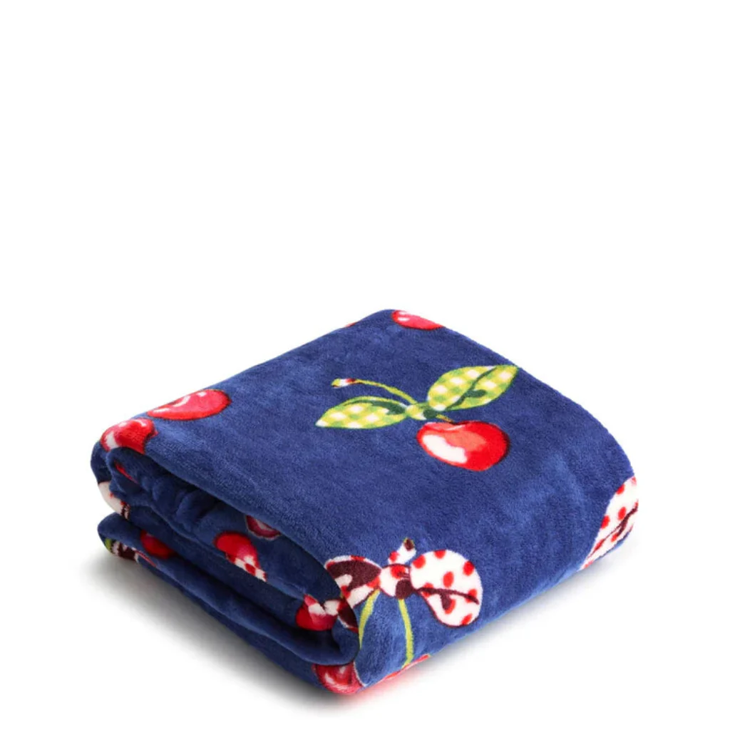 Vera Bradley : Plush Throw Blanket Cherry Picking